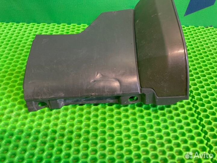 Накладка на порог наружная левая Audi A6 C5 ARE