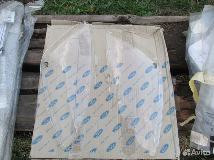 Защита фар прозрачная пластик Ford Focus c-max