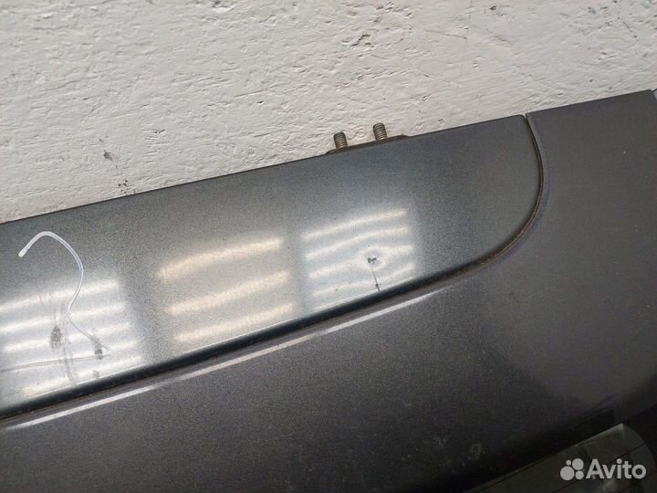 Крышка багажника Pontiac Vibe 2