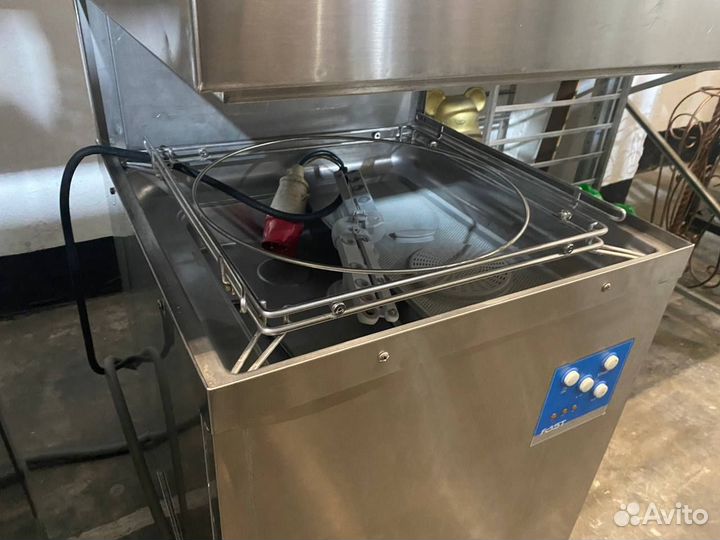 Купольная посудомоечная машина бу