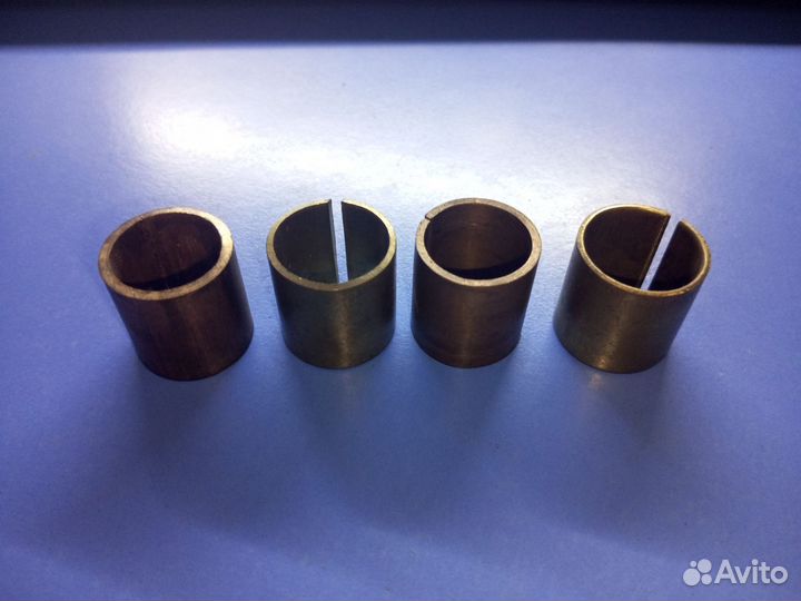 Втулка шатуна Урал