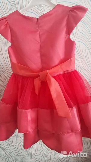 Платье для девочки бу