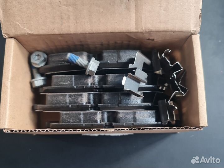 Колодки задние land rover defender, discove