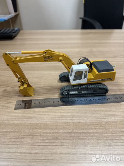 Модель экскаватора liebherr 954