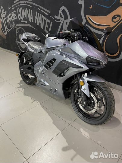 Электромотоцикл Legou panigale