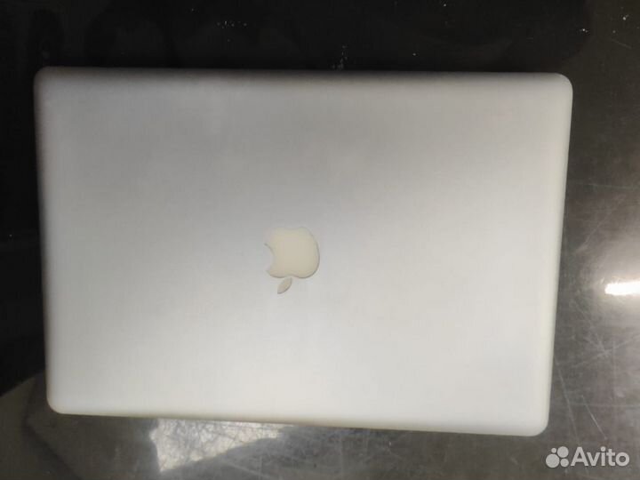 MacBook Pro 15 core I5 /4gb (8gb) /500gb hdd