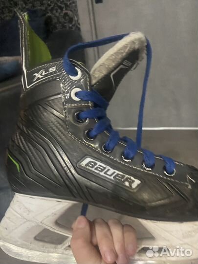 Коньки хоккейные Bauer XL5