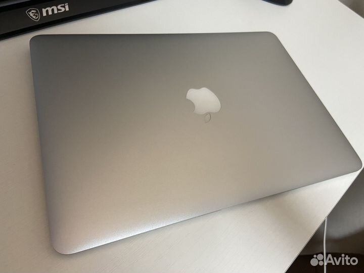Apple MacBook Air 13