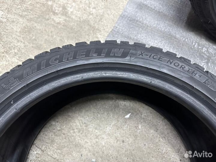 Michelin X-Ice North 4 235/40 R19 96H