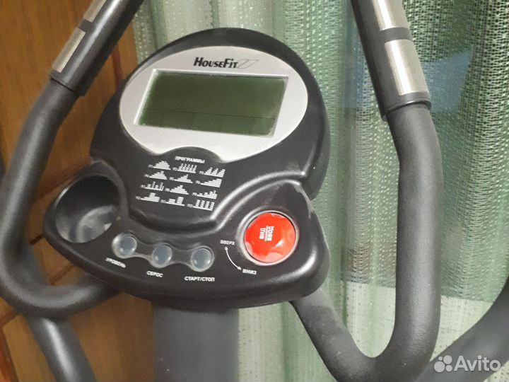 Эллиптический тренажер HouseFit