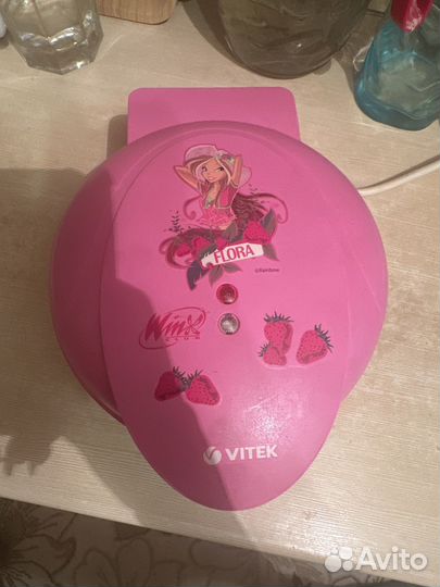 Вафельница Vitek, с рисунком для детей и взрослых