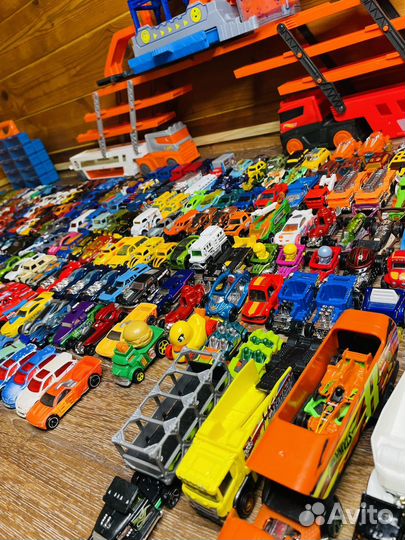 Машинки хот вилс hot wheels