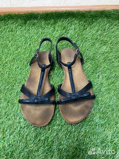 Босоножки для девочки
