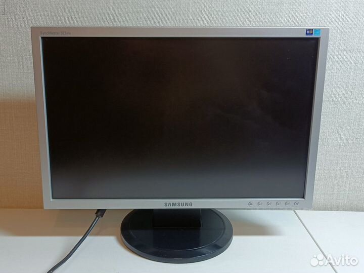 Монитор Samsung