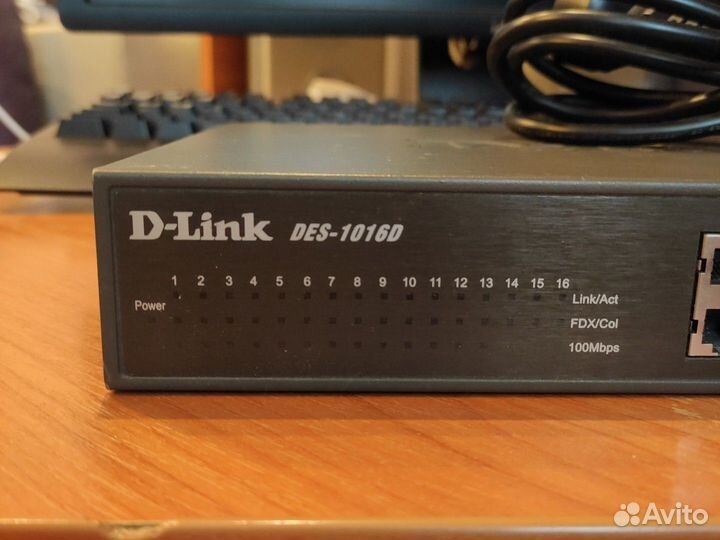 Коммутатор D-Link DES-1016D