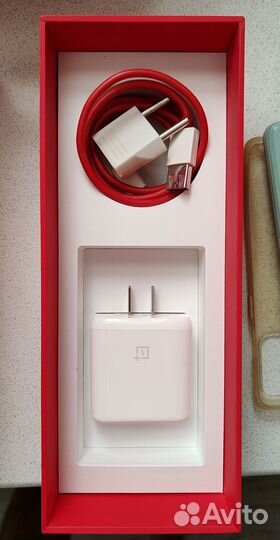 OnePlus 9R, 8/256 ГБ