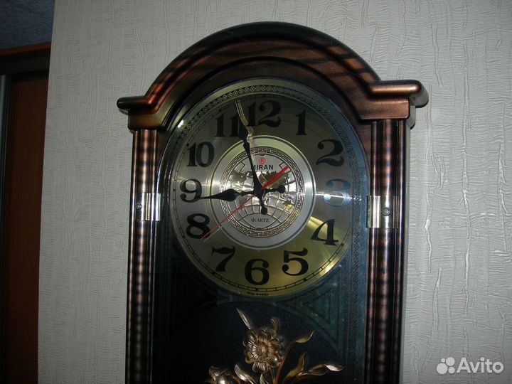 Продам часы настенные