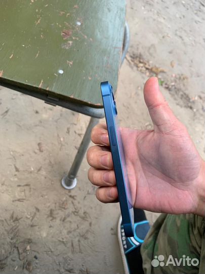 Телефон iPhone 13 128 гб