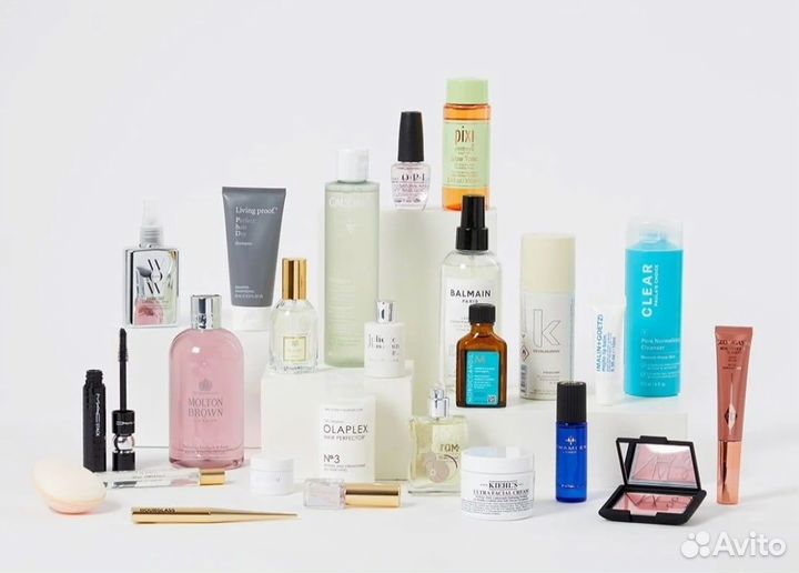 Адвент календарь De Bijenkorf Beauty Advent 2023