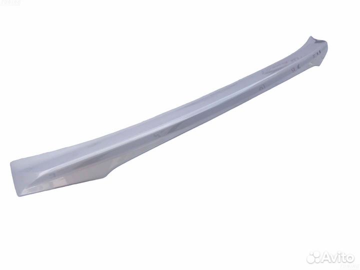 Спойлер под стекло Lexus LX 570 D7116