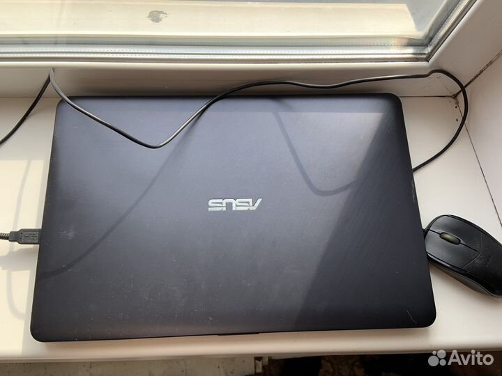 Ноутбук Asus новый