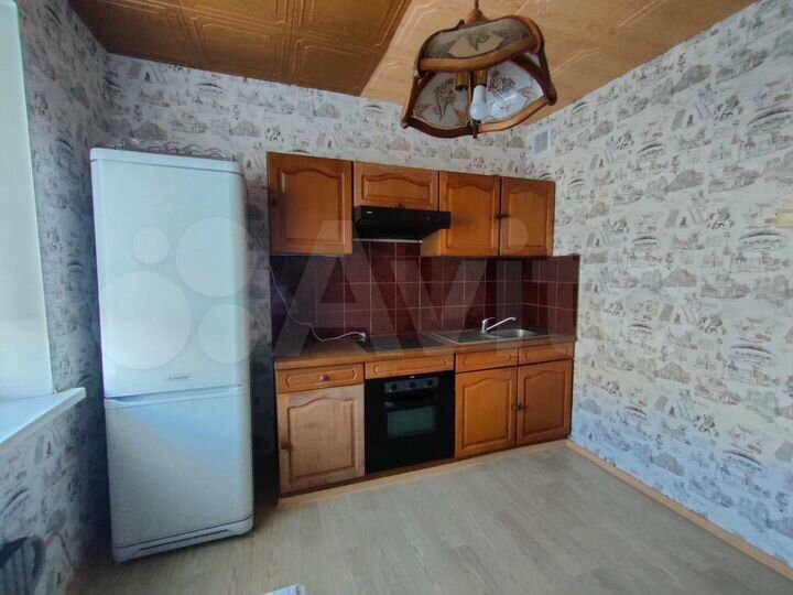 3-к. квартира, 65 м², 3/5 эт.