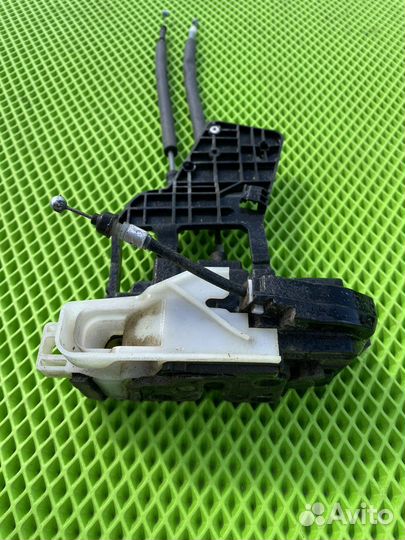 Замок двери передний правый элантра 4 HD