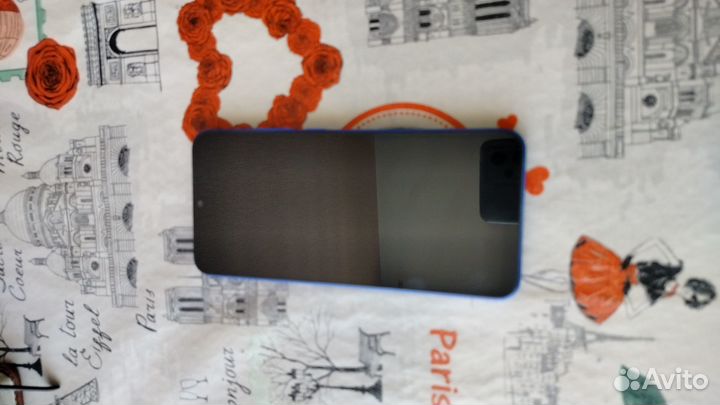 Продам телефон
