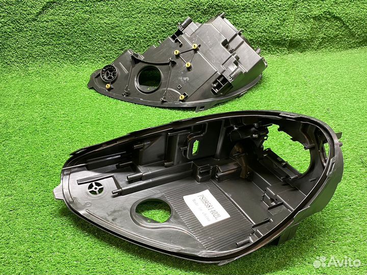 Корпуса фар правые и левые Porsche Cayenne 2 full