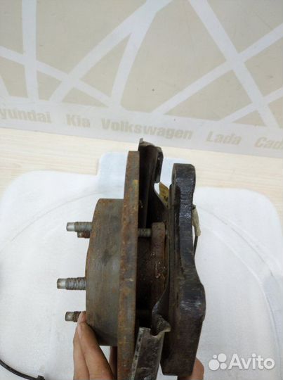 Кулак в сборе задний левый Chevrolet Cruze 1 J300