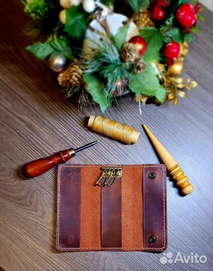 Ключница из натуральной кожи