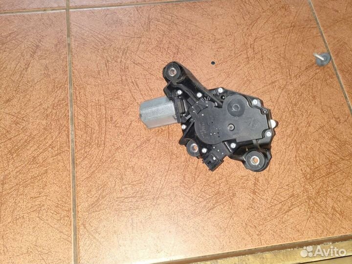 Рено Сценик 3 моторчик заднего дворника