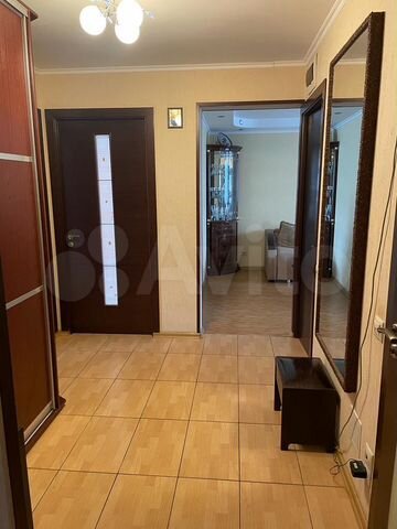 3-к. квартира, 70 м², 5/5 эт.