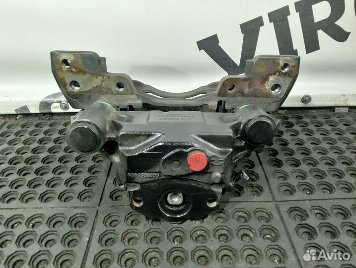 Суппорт левый 2023г Faw J7