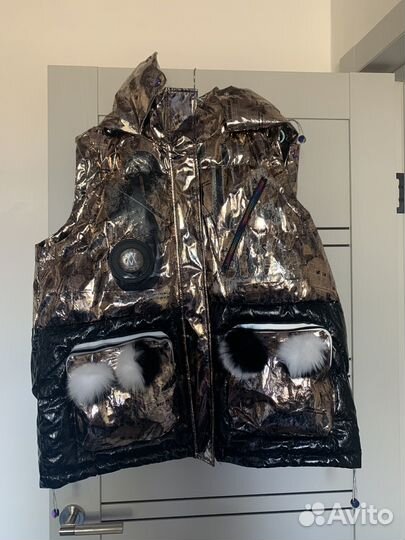Дизайнерская жилетка новая