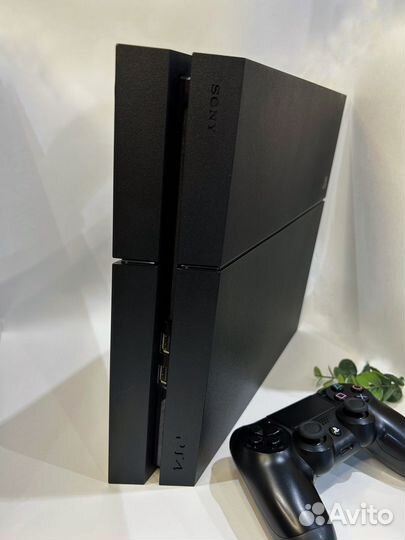 Sony PS4 + 700 игр