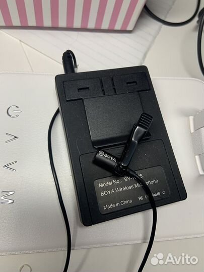 Радио петличка Микрофон петличный Boya BY-WM5