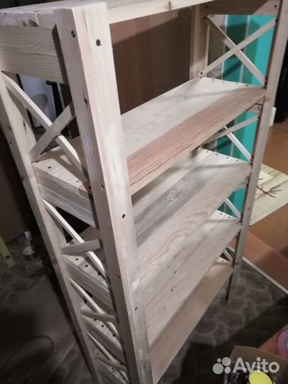 Полки стеллажи деревянные