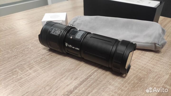 Самый дальнобойный и мощный фонарь, белый лазер