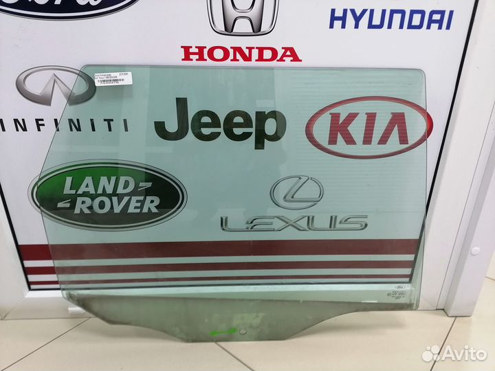 Стекло заднее правое Форд Фокус 1 универсал