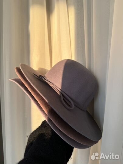 Серая женская фетровая шляпа