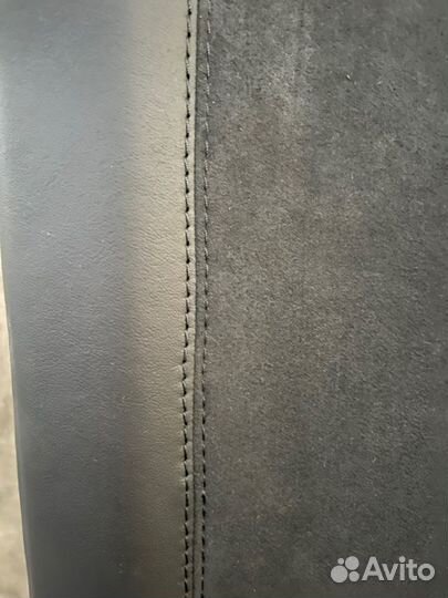 Черный потолок Bmw 750Li F02 N63TU 2012