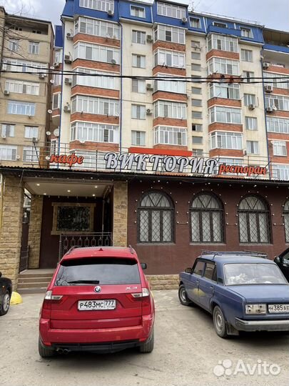 Банкетный зал, сватовство, дни рождения