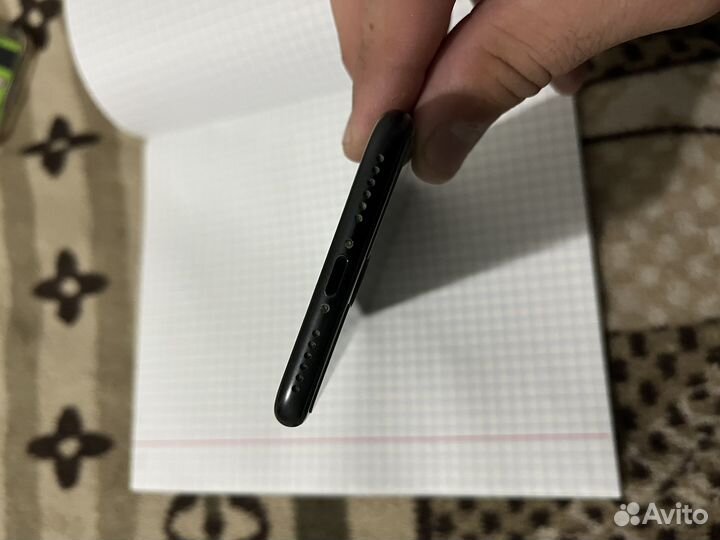 Бу телефон 7 iPhone