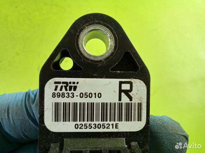 Датчик удара для Toyota Avensis