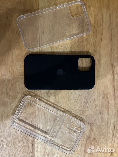 Чехлы iPhone 12
