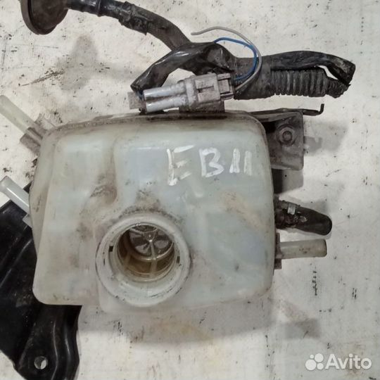 Бачок главного тормозного цилиндра Lexus RX