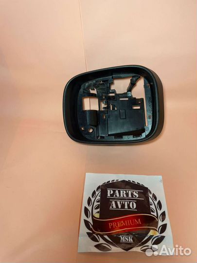 Рамка корпус зеркала Volvo XC60 XC90 XC70