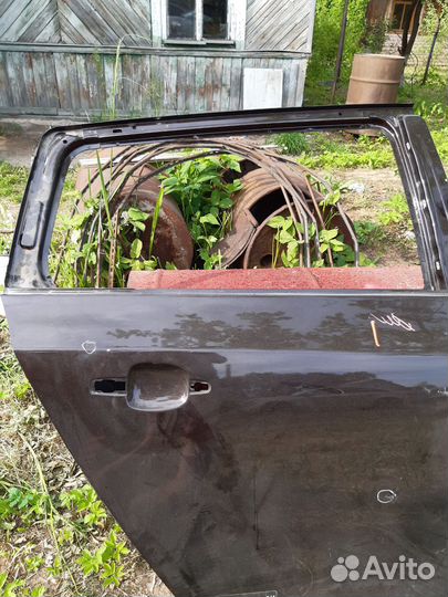 Дверь задняя правая на chevrolet cruze