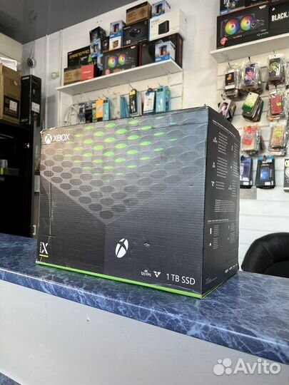 Xbox one X 1TB ssd Новый